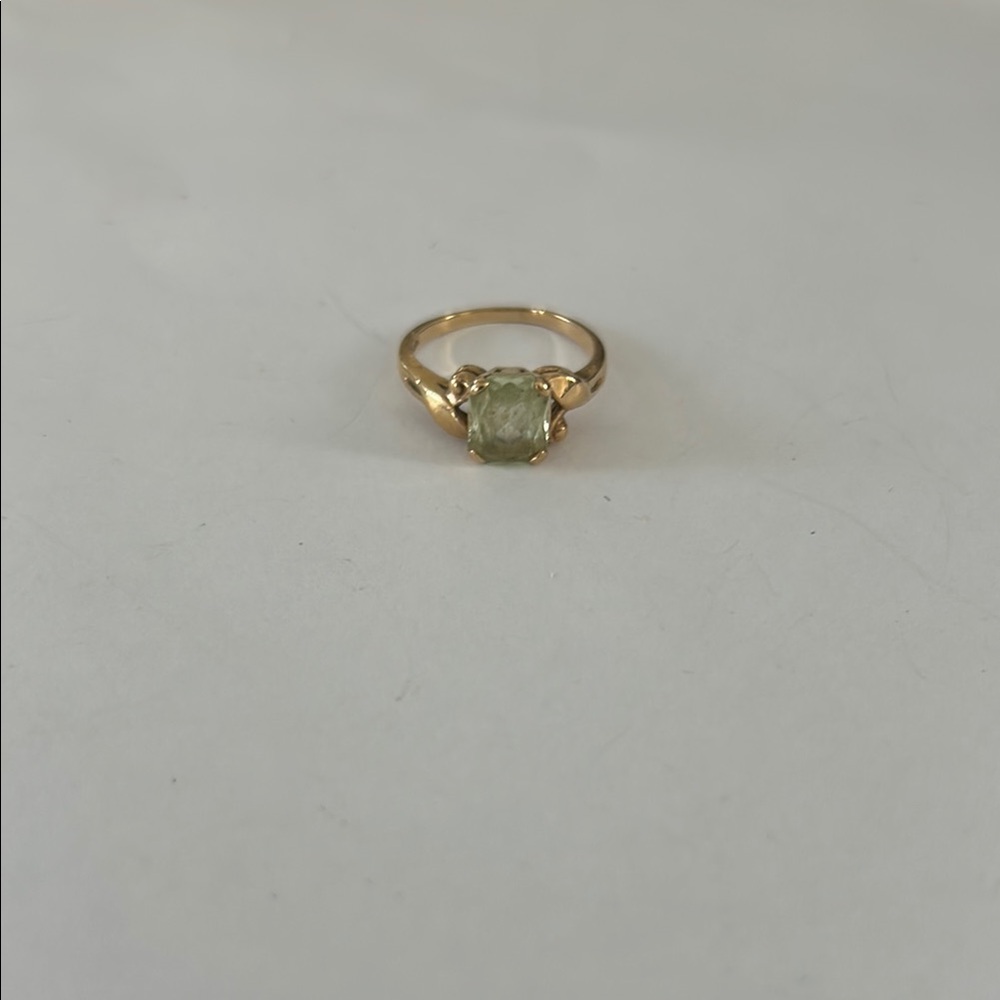 14 karat Peridot  Ring